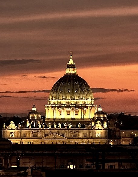 Sunset over Basilica di San Pietro, Vatican
